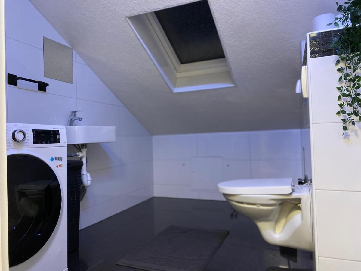 Deluxe Business Suite Mit Netflix Premium & Parkplatz, Zentral Zu Audi & Schwarz Gruppe With 2 Bedrooms Bad Friedrichshall Esterno foto