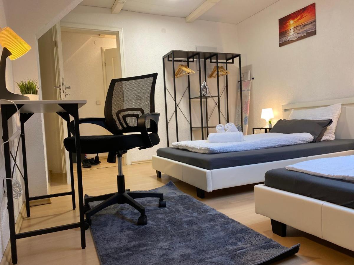 Deluxe Business Suite Mit Netflix Premium & Parkplatz, Zentral Zu Audi & Schwarz Gruppe With 2 Bedrooms Bad Friedrichshall Esterno foto